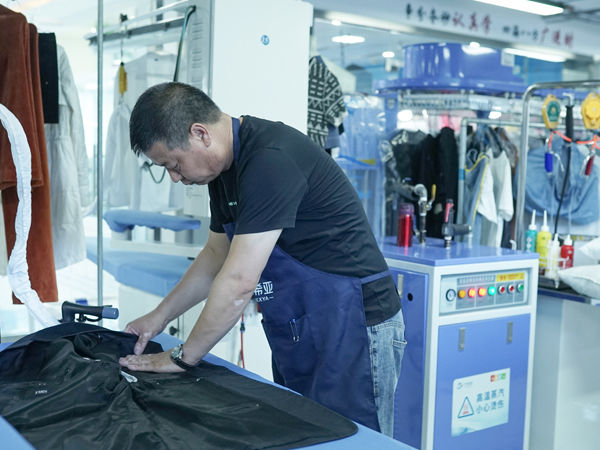 洁希亚:小成本创业,靠“稳”赢未来 洁希亚:小成本创业,靠“稳”赢未来